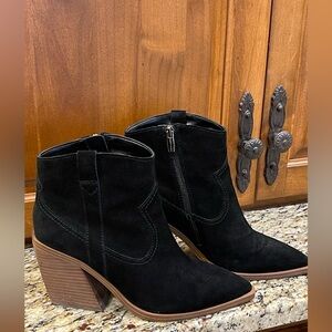 Vince Camuto Gredile Western Bootie size 9